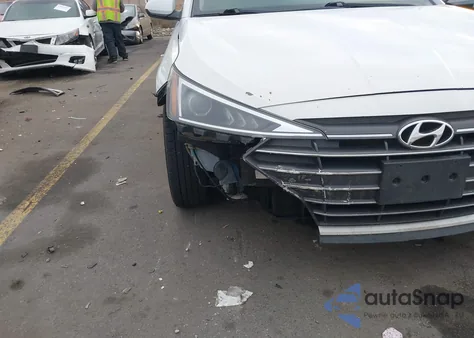 2019 Hyundai Elantra Se z USA, uszkodzony, nr VIN 5NPD74LF8KH463756